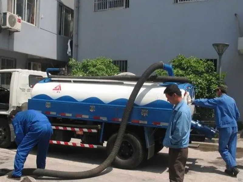 江阴管道疏通 高压清洗大型工业污水雨水管道 抽粪