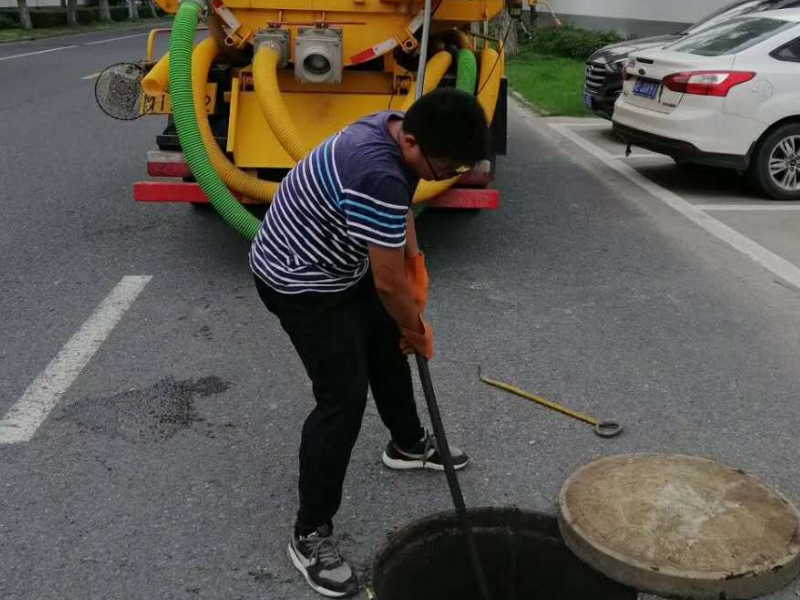 江阴清理化粪池+工厂污水池清理服务